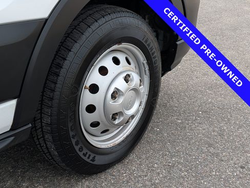 Used 2022 Ford Transit 350 DRW RWD image 12