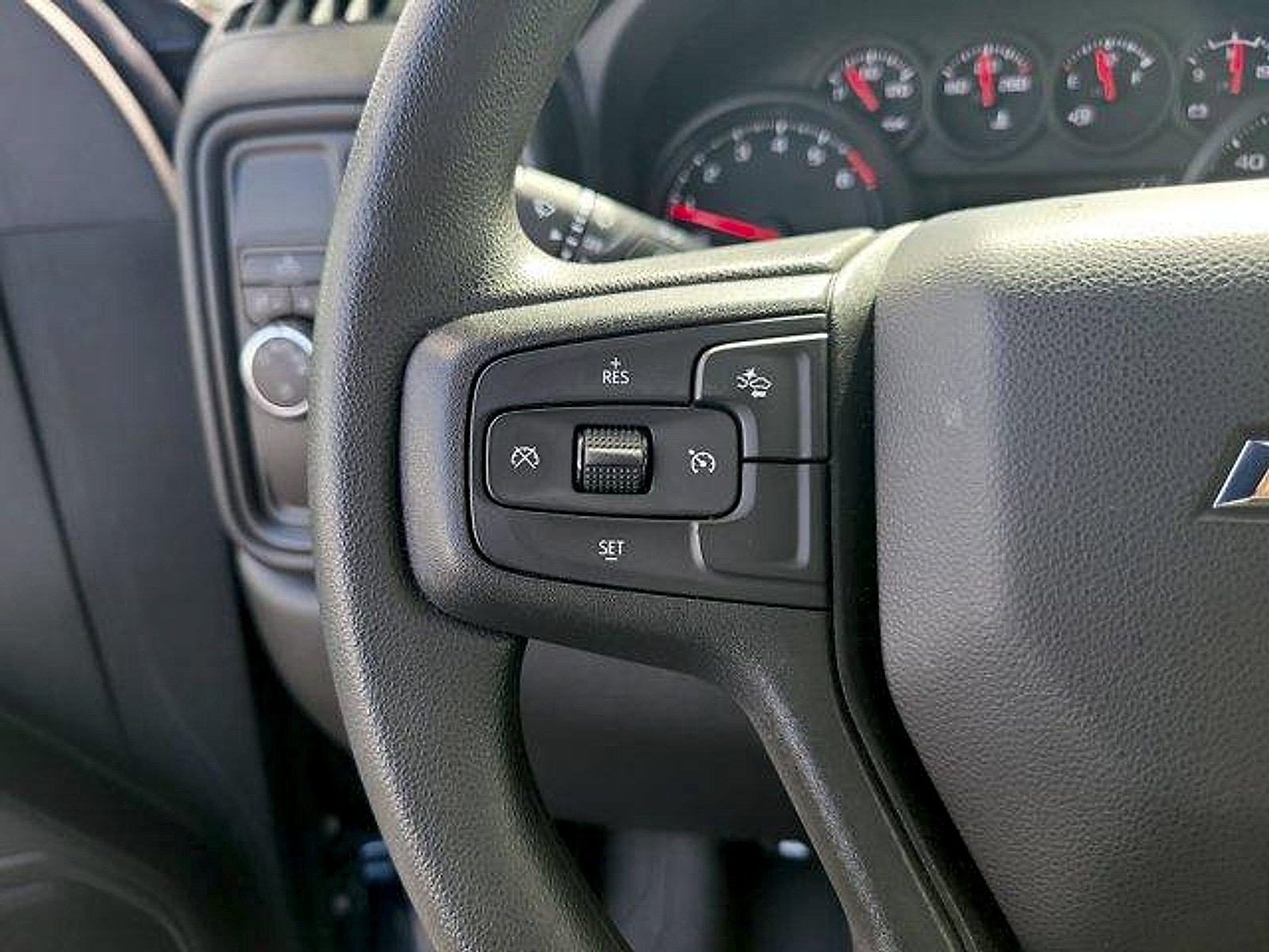 Used 2024 Chevrolet Silverado 1500 Custom RWD image 30