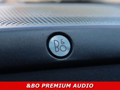 Used 2018 Ford F150 Platinum w/ Equipment Group 701A Luxury AWD/4WD image 23