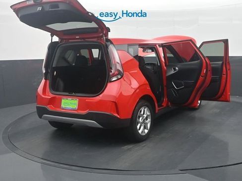 Used 2023 Kia Soul LX w/ LX Technology Package image 40