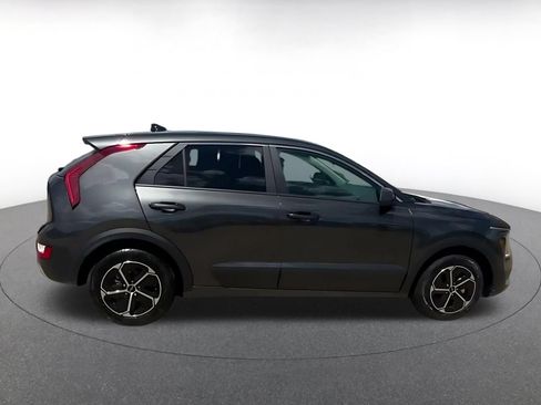 Used 2026 Kia Niro LX FWD image 14