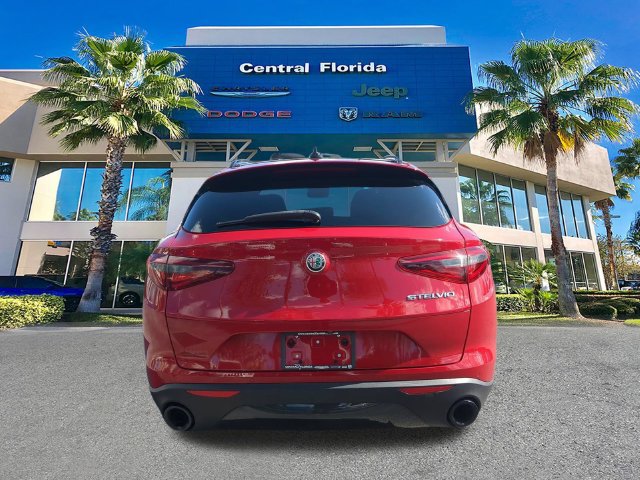 Used 2023 Alfa Romeo Stelvio Sprint RWD image 6