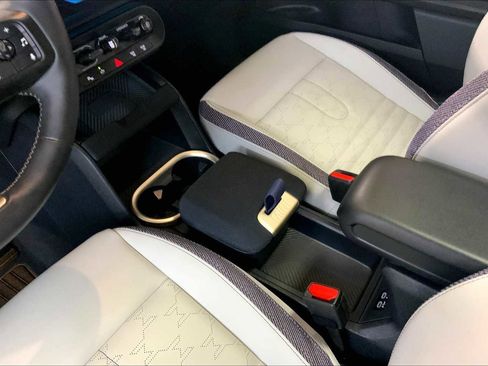 Certified 2025 MINI Cooper Countryman S image 16