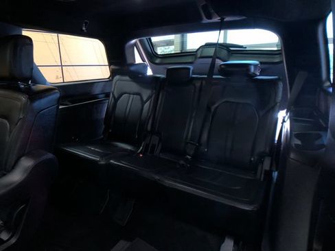 Certified 2019 Ford Expedition Limited w/ Special Edition Package AWD/4WD image 22