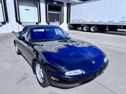 Used 1996 MAZDA MX-5 Miata image 36