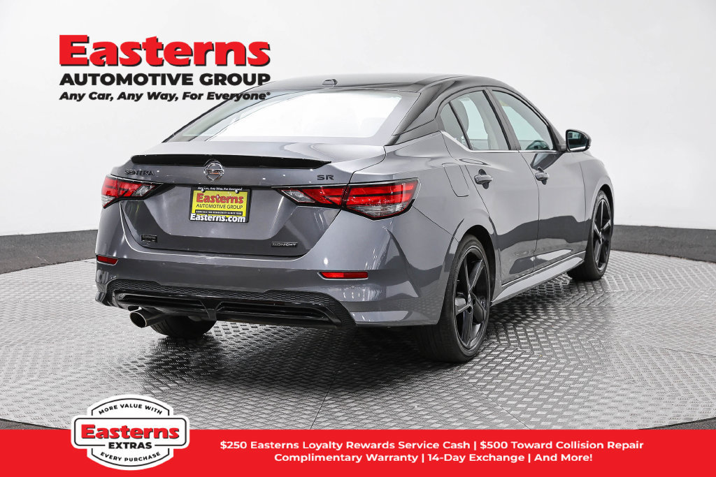Used 2023 Nissan Sentra SR w/ Midnight Edition Package FWD image 6