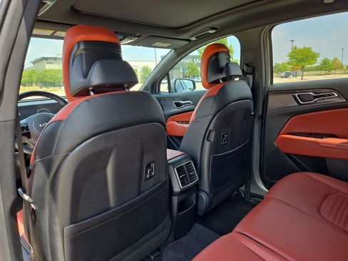 Certified 2023 Kia Sportage SX FWD image 15