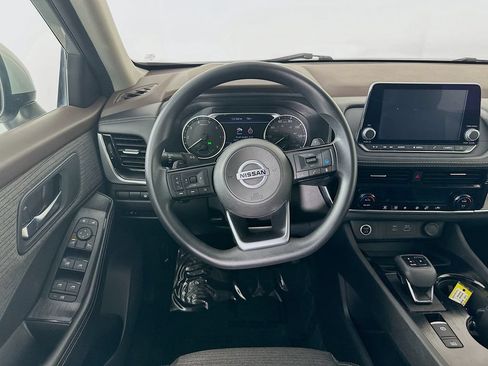 Used 2021 Nissan Rogue SV AWD/4WD image 28