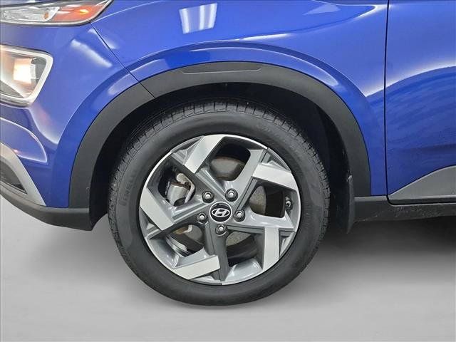 Used 2022 Hyundai Venue SEL FWD image 28