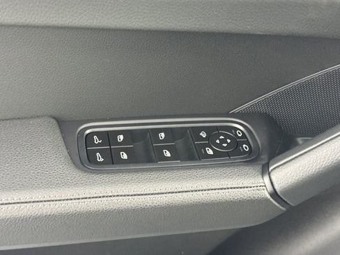 New 2026 Porsche Cayenne image 13