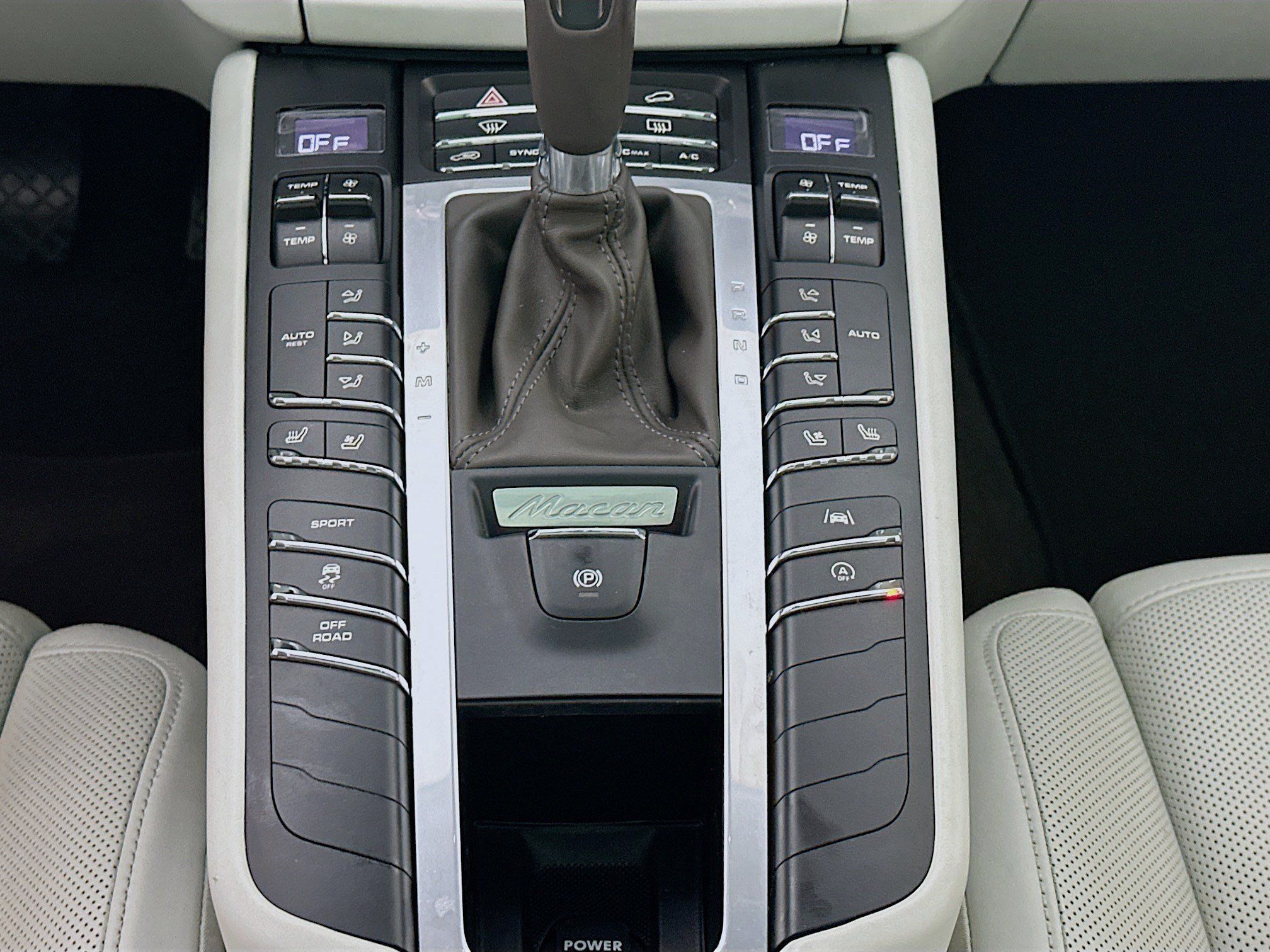 Used 2021 Porsche Macan S AWD/4WD image 13