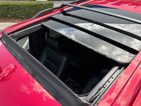 Used 2021 Ford Expedition XLT image 23