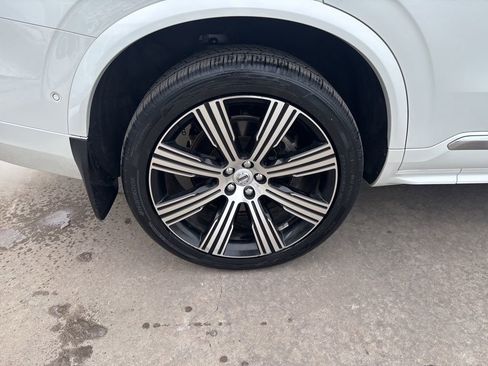 Certified 2024 Volvo XC90 T8 Ultimate w/ Protection Package Premier image 15