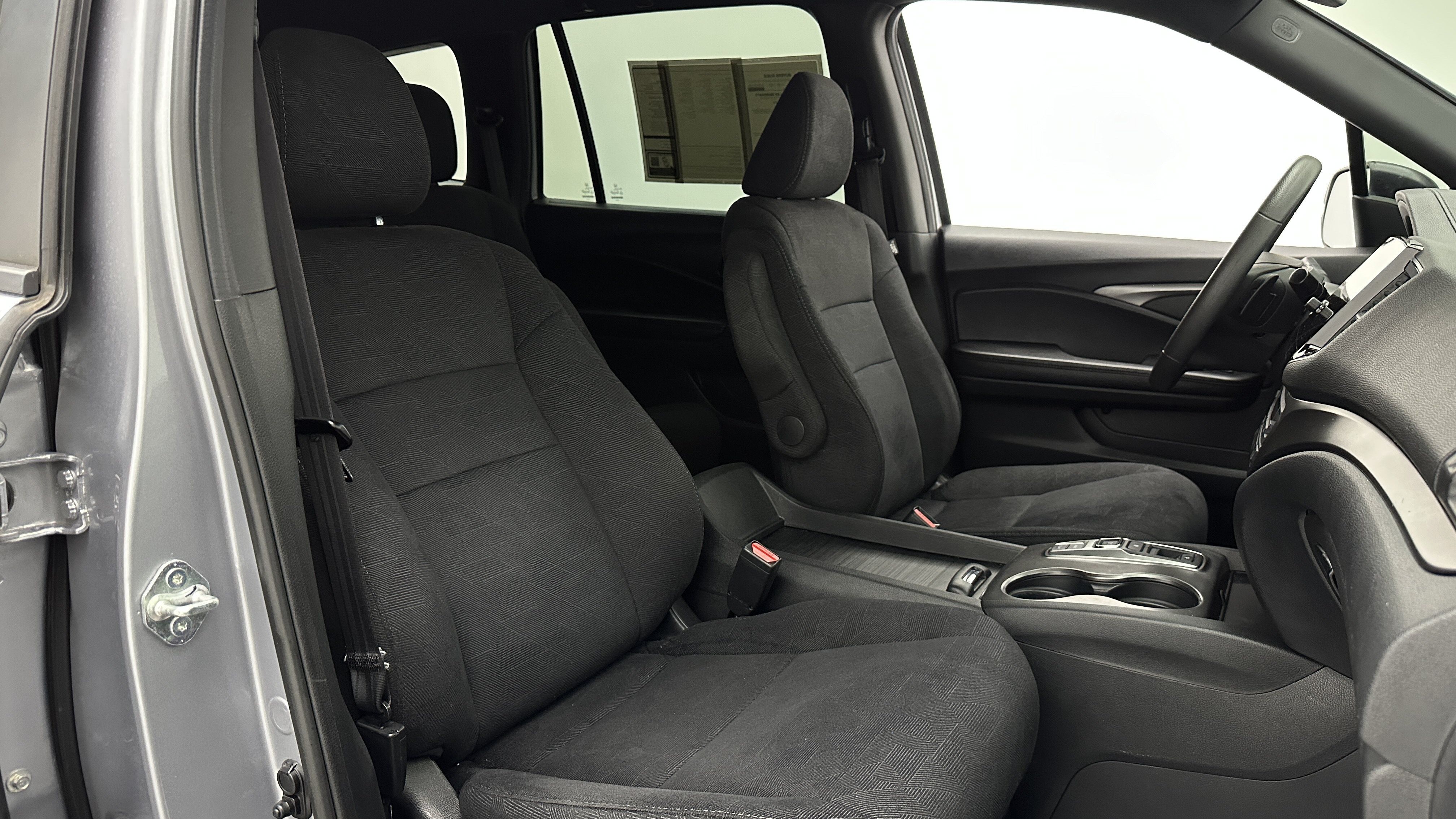 Used 2022 Honda Pilot Sport image 38