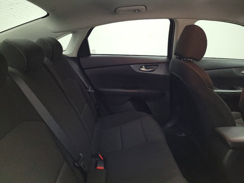 Used 2021 Kia Forte LXS image 19