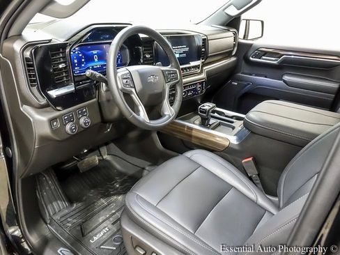 Used 2024 Chevrolet Silverado 1500 RST w/ Convenience Package II image 11