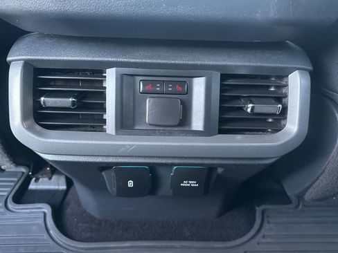 Used 2022 Ford F150 Lariat w/ Equipment Group 502A High image 26