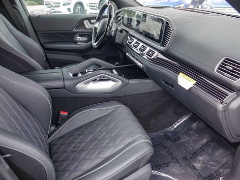 New 2024 Mercedes-Benz Maybach GLS 600 Maybach GLS 600 image 15