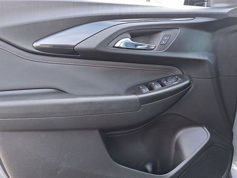 Used 2023 Chevrolet TrailBlazer RS image 10