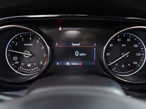 Used 2021 Buick Encore GX Essence image 14