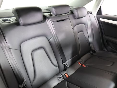 Used 2009 Audi A4 2.0T Premium image 20