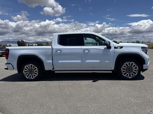 New 2026 GMC Sierra 1500 Denali Ultimate AWD/4WD image 3