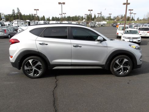 Used 2017 Hyundai Tucson Limited w/ Limited Ultimate Package 03 image 6