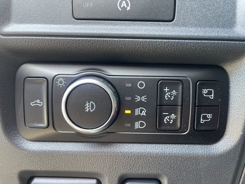 New 2025 Ford F150 Lariat w/ Equipment Group 502A High image 45