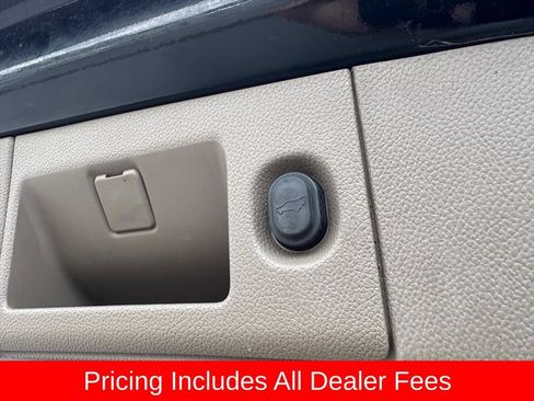 Used 2019 GMC Yukon SLT w/ Premium Edition AWD/4WD image 11