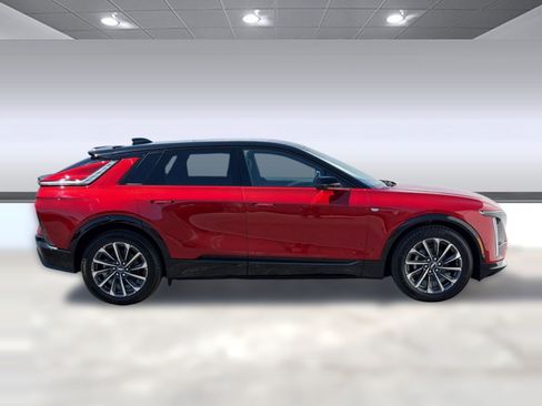 New 2026 Cadillac Lyriq Sport w/ LPO, Floor Liner Package RWD image 8