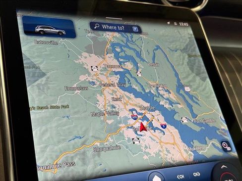 Certified 2025 Mercedes-Benz GLC 300 4MATIC image 13