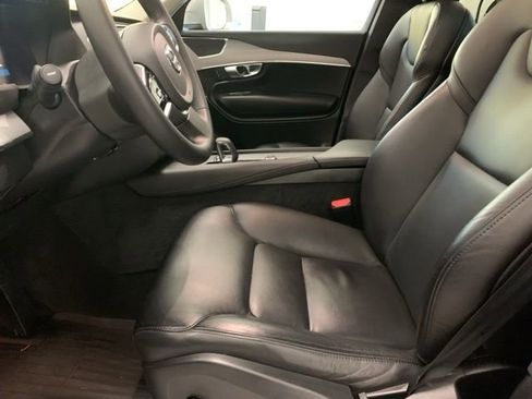 Certified 2023 Volvo XC90 B5 Core w/ Protection Package Premier image 11