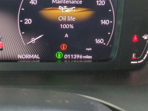 Certified 2024 Acura Integra image 27