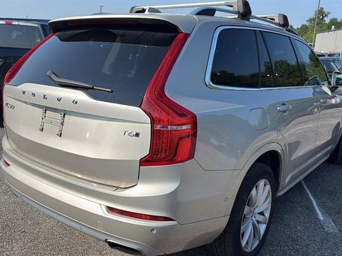 Used 2016 Volvo XC90 T6 Momentum w/ Momentum Plus Package AWD/4WD image 8