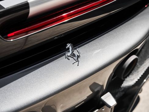 Used 2021 Ferrari SF90 Stradale AWD/4WD image 14