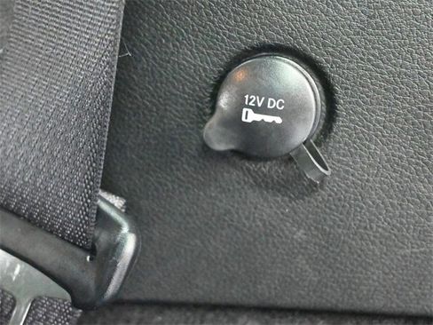 Used 2023 Dodge Durango GT image 16