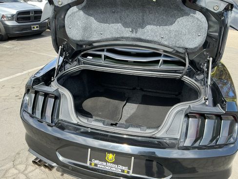 Used 2018 Ford Mustang GT Premium w/ Black Accent Package RWD image 25