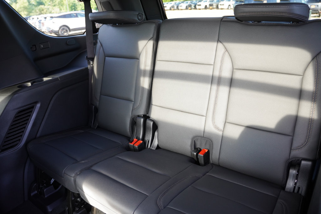 New 2026 Chevrolet Tahoe High Country AWD/4WD image 13