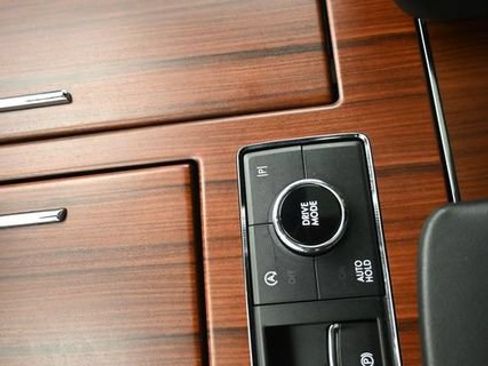 Certified 2023 Lincoln Navigator Reserve AWD/4WD image 19