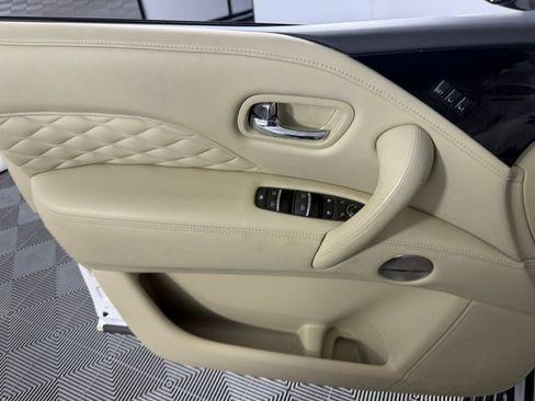 Used 2024 INFINITI QX80 Sensory AWD/4WD image 25