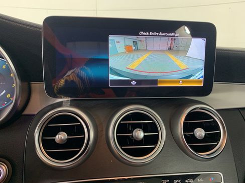 Used 2021 Mercedes-Benz C 300 Sedan image 28