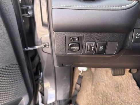 Used 2013 Toyota RAV4 XLE image 6