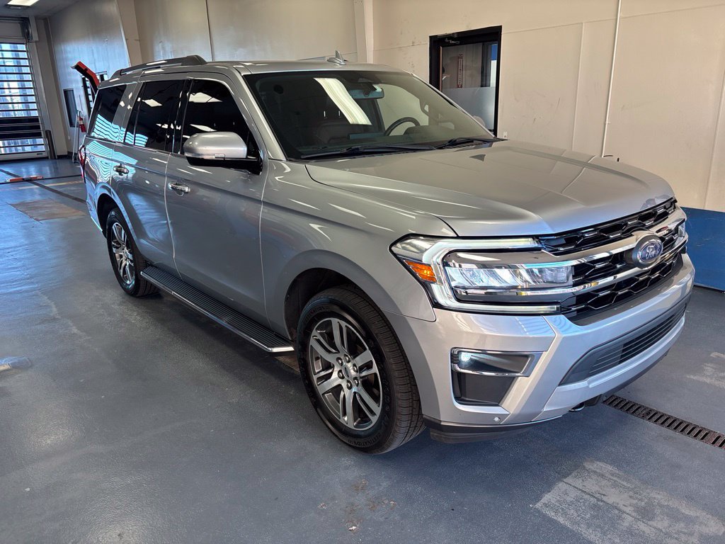 Used 2022 Ford Expedition Limited AWD/4WD image 1