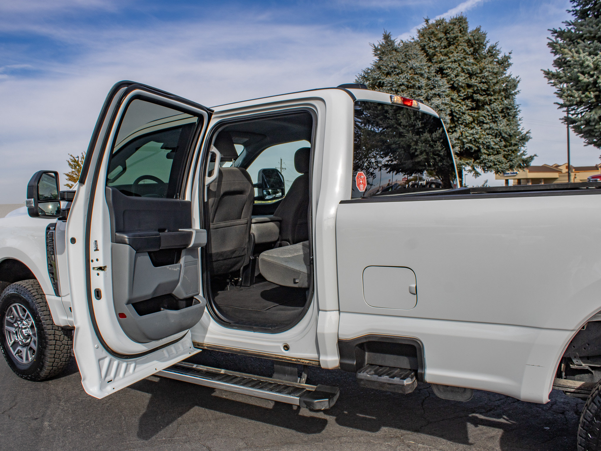 Used 2025 Ford F250 XLT AWD/4WD image 12