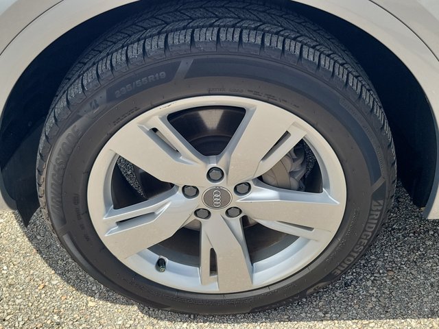 Used 2019 Audi Q5 Premium Plus w/ Premium Plus Package AWD/4WD image 9