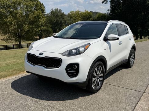 Used 2017 Kia Sportage EX w/ EX Premium Package AWD/4WD image 3
