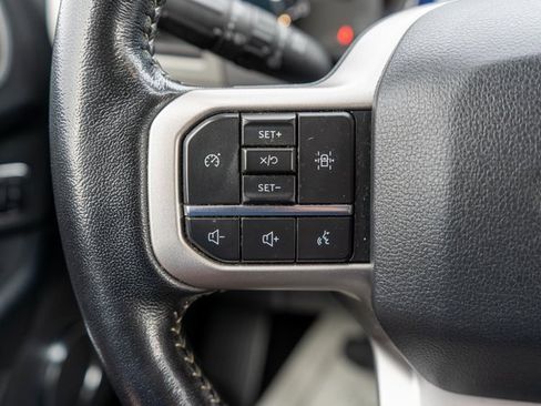 Used 2022 Ford Expedition XLT w/ Equipment Group 202A image 25