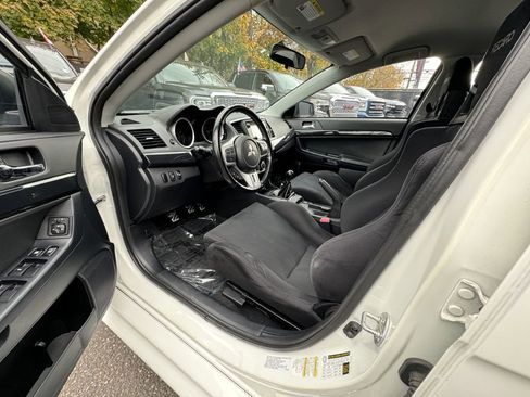 Used 2014 Mitsubishi Lancer Evolution GSR image 12