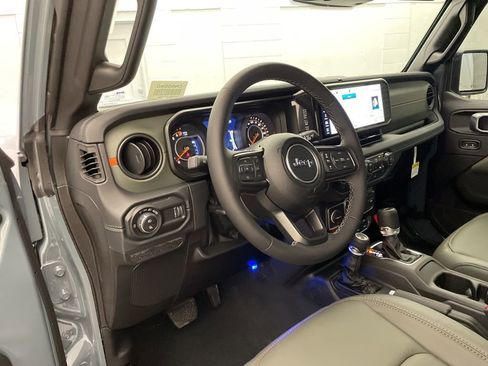 New 2026 Jeep Gladiator Mojave AWD/4WD image 14