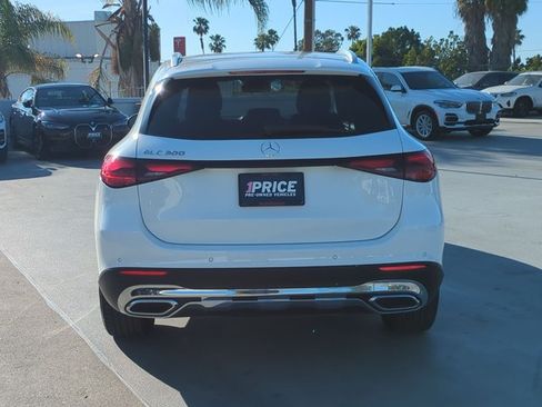 Used 2025 Mercedes-Benz GLC 300 image 7